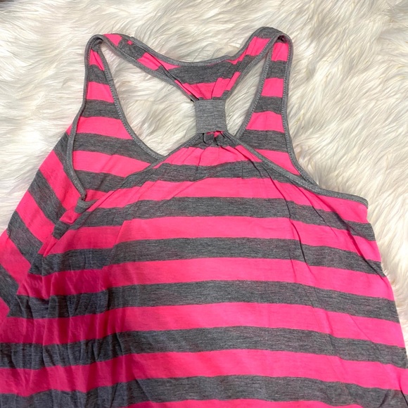 Neon Pink‎ & Grey Razor Back Tank 💖 - Picture 5 of 5